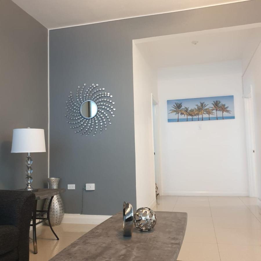 Harloe'S Appartamento Kingston Esterno foto
