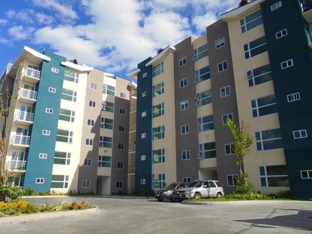 Harloe'S Appartamento Kingston Esterno foto