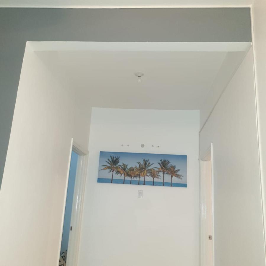 Harloe'S Appartamento Kingston Esterno foto
