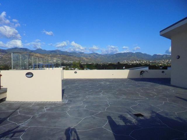 Harloe'S Appartamento Kingston Esterno foto